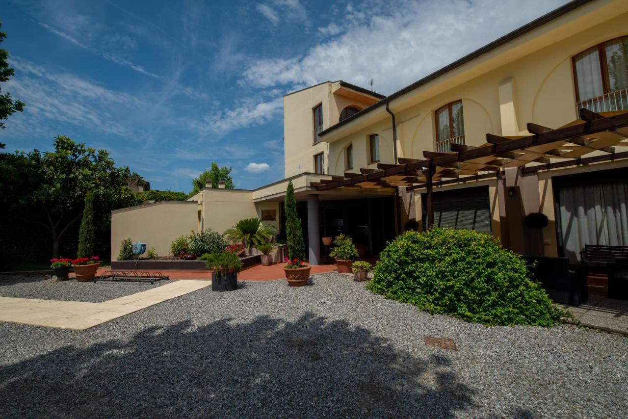 Hotel Carignano Lucca Exterior photo